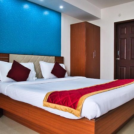 Business Inn バンガロール エクステリア 写真
